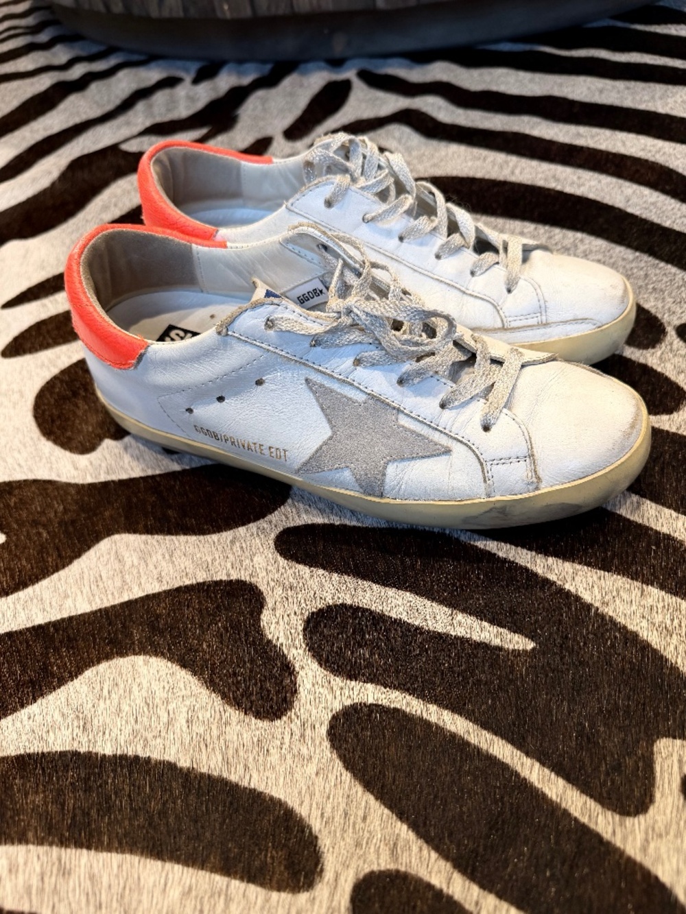 Golden Goose Superstar - Size 7